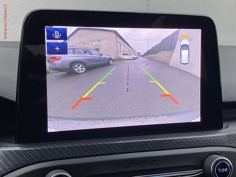Ford Focus (2018) 1.5 TDCi, AT, headUP - fotka 18 z 20