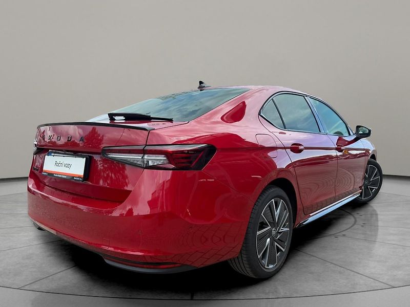 Škoda Superb Sportline 2.0TSI 150kw DSG - fotka 2 z 27