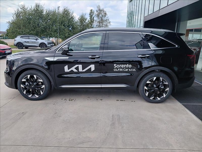Kia Sorento (2026) 2,2   CRDI 7P 4x4 8DCT TOP - fotka 5 z 23