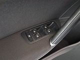 Volkswagen Golf (2017) 1.0 TSI, Tempomat - náhled 15