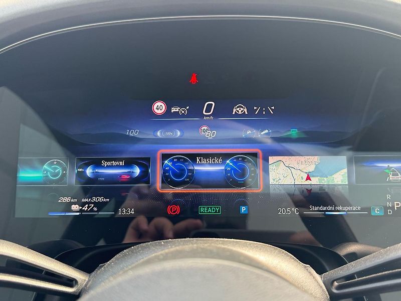 Mercedes-Benz EQS (2024) 500 4MATIC Electric Art - fotka 13 z 39