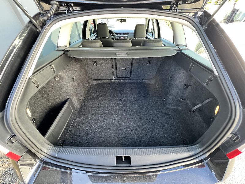 Škoda Octavia 1.4TSi 110kw DSG KLIMA TAŽNÉ - fotka 24 z 38