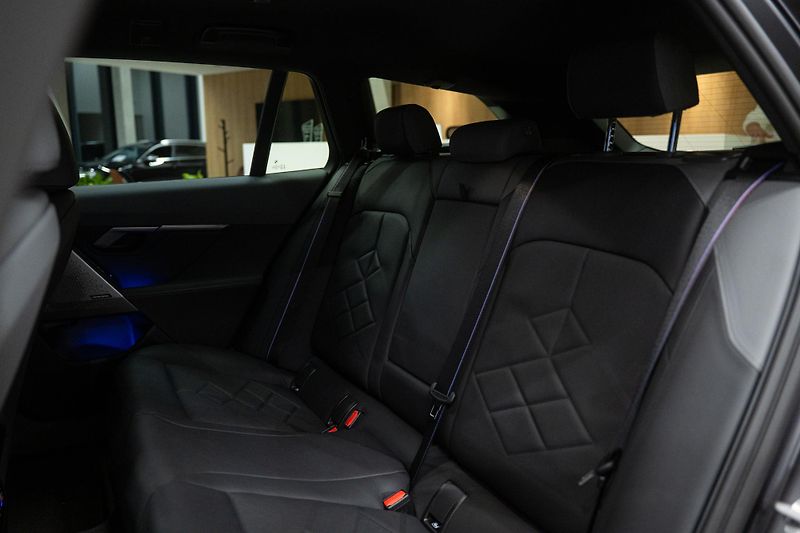 BMW Řada 5 (2025) 540xd M-SPORT MAXIMÁLNÍ VÝBAVA - fotka 32 z 50