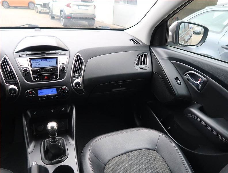 Hyundai ix35 (2013) 1.6 GDI, Tempomat - fotka 8 z 14