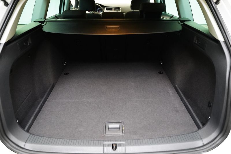 Volkswagen Golf - fotka 29 z 29