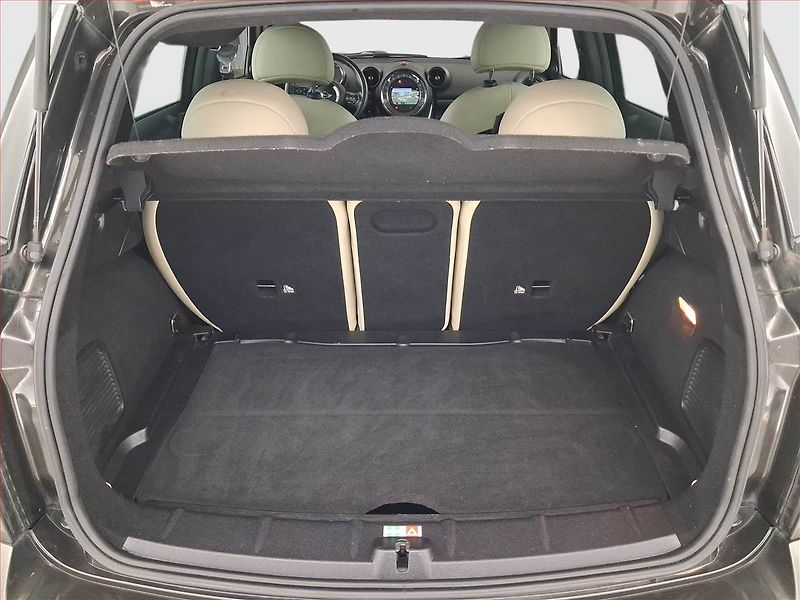 Mini Countryman (2014) Cooper SD, Navi, Xenony - fotka 14 z 20