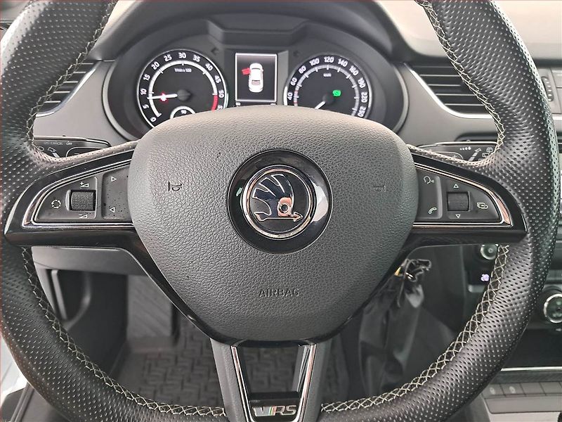 Škoda Octavia (2015) RS 2.0 TDI, Automat, Kůže - fotka 18 z 18