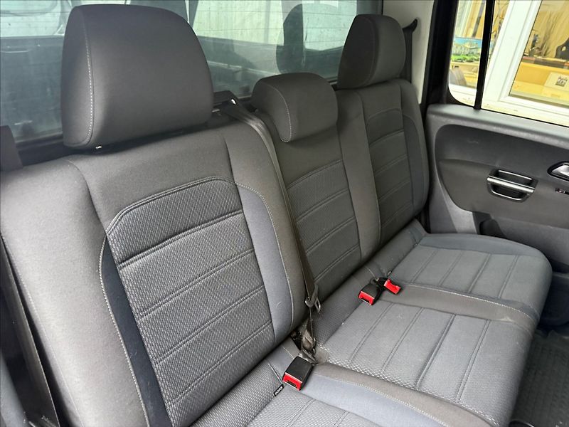 Volkswagen Amarok 3,0 V6 Hardtop,po servisu - fotka 23 z 38