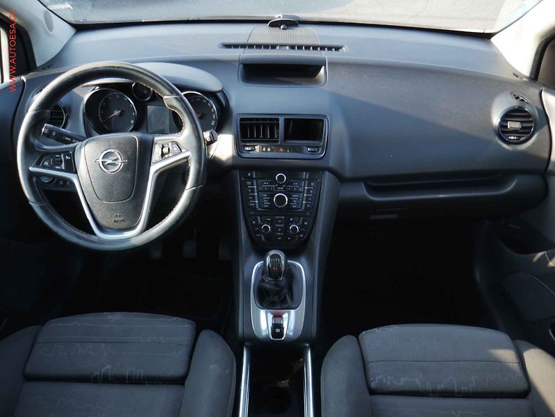 Opel Meriva (2012) 1.4i, ČR, AC, tempo - fotka 8 z 13