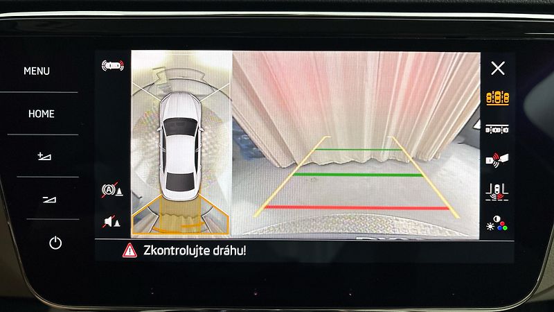 Škoda Superb 2.0 TDI L&K DSG 4x4 - fotka 12 z 35