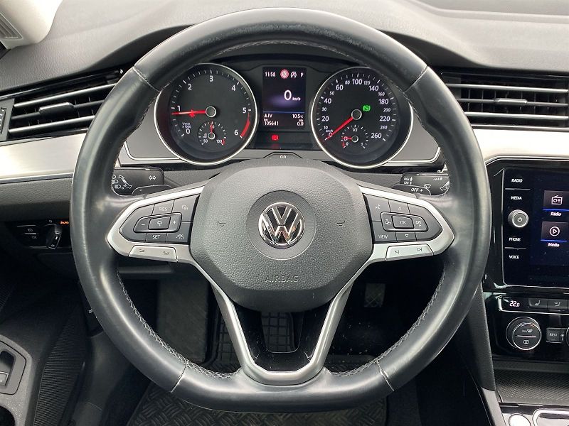 Volkswagen Passat (2019) 2.0 TDI DSG - fotka 6 z 34