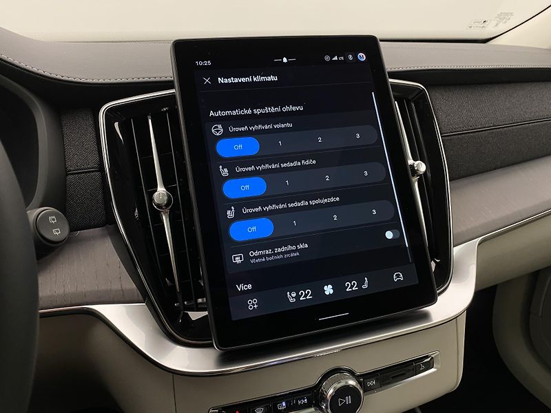 Volvo XC90 (2026) T8 AWD Plug-in BRIGHT PLUS 7m - fotka 48 z 71