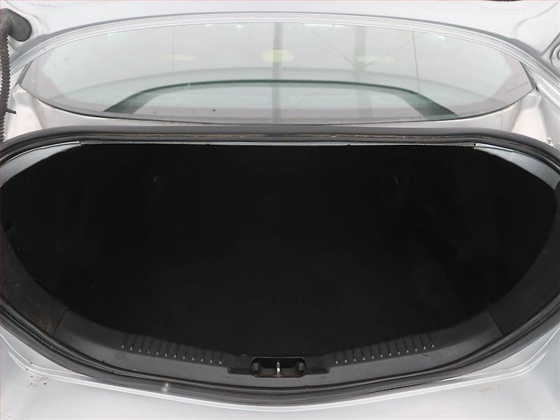 Ford Mondeo (2010) 2.0 TDCi, Klima, zamluveno - fotka 13 z 15