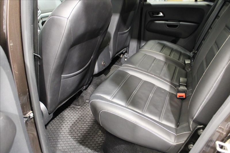 Volkswagen Amarok 3,0 TDI V6 4x4 CZ 1.majitel - fotka 14 z 33
