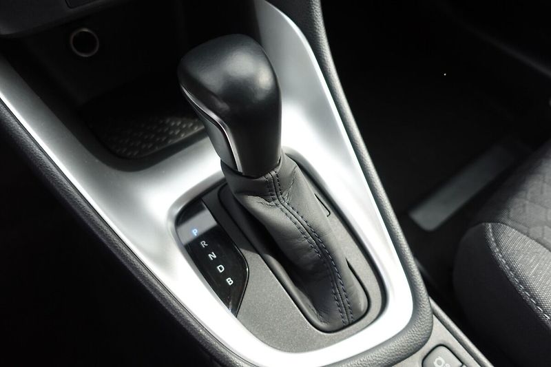 Toyota Yaris 1,5HSD Comfort - fotka 18 z 26