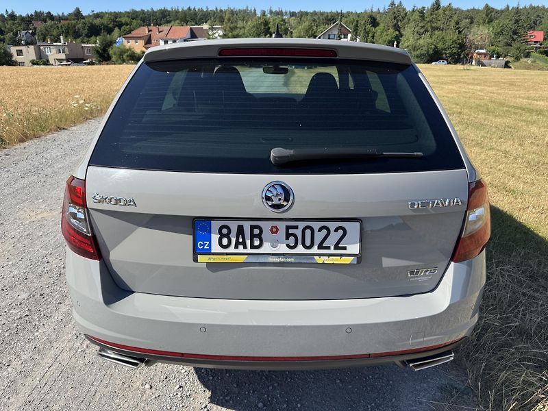 Škoda Octavia (2020) RS 2.0TSI 180kW DSG ACC LED ČR - fotka 8 z 29