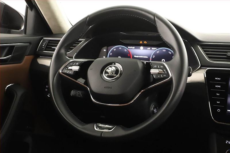 Škoda Superb (2022) Laurin&Klement 2.0 TDI - fotka 8 z 18