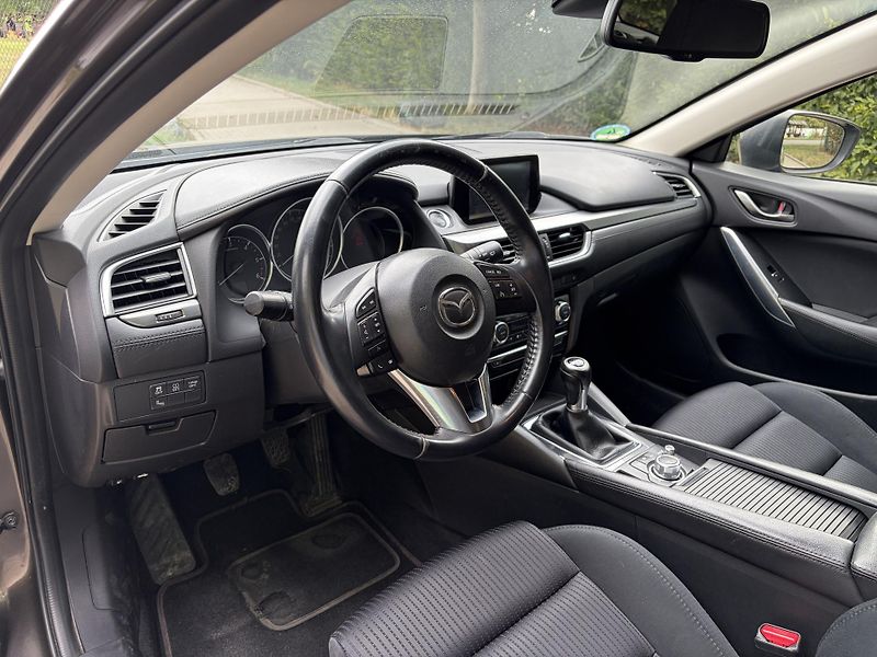 Mazda 6 2.2 D SKYACTIVE 110kw - fotka 26 z 31