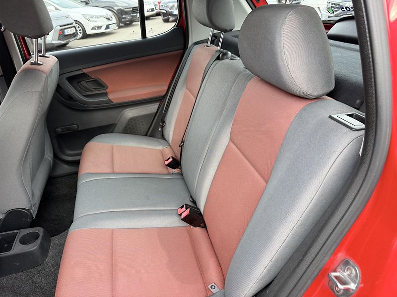 Škoda Fabia 1.2 44kw - fotka 25 z 25