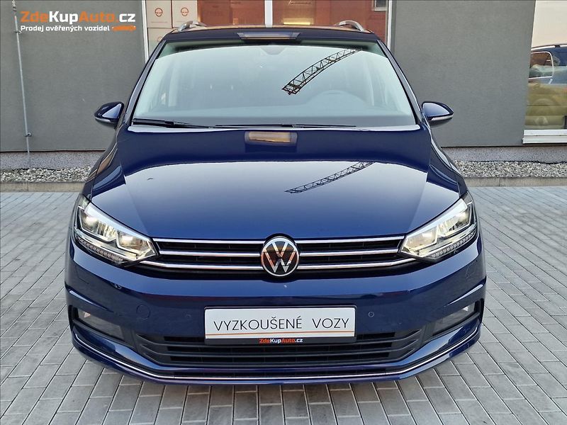 Volkswagen Touran 1.5 TSI DSG Evo Highline,ČR - fotka 4 z 50
