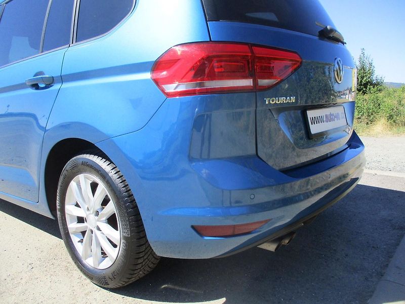 Volkswagen Touran (2016) 1.4TSi 110kW CLBMT 142tkm - fotka 39 z 47