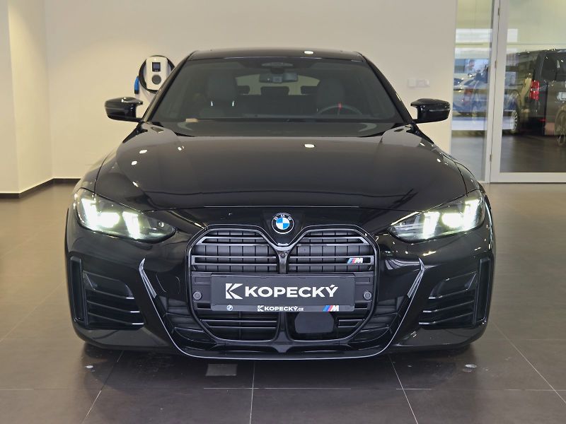 BMW Řada 4 (2025) M440i xDrive GranCoupé M Perfo - fotka 2 z 16
