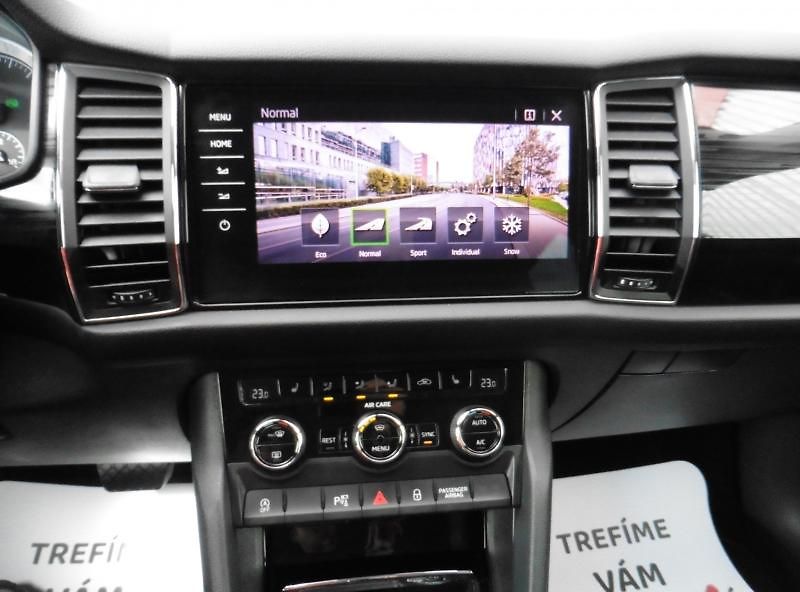 Škoda Kodiaq 2.0 TSi Style+ DSG 4x4 - fotka 16 z 19