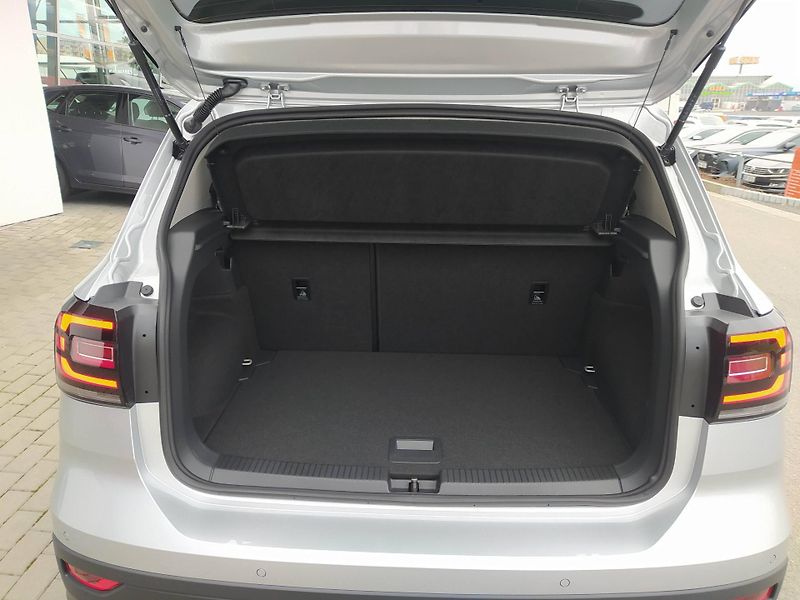 Volkswagen T-Cross (2025) People 1.0 TSI 85 kW - fotka 5 z 9