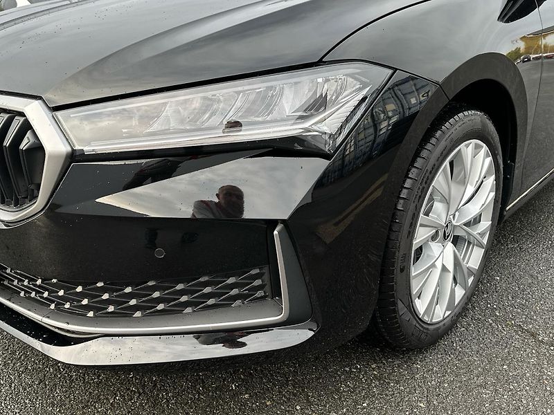 Škoda Superb (2025) 2,0 TDI 110 kW 7-stup. automat - fotka 17 z 22