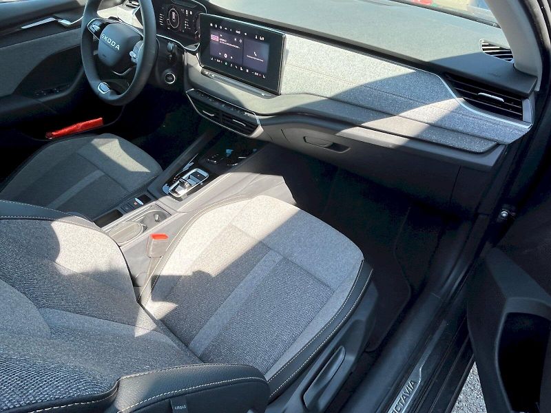 Škoda Octavia (2025) 2.0 TDI 110kW DSG Top Selectio - fotka 11 z 25