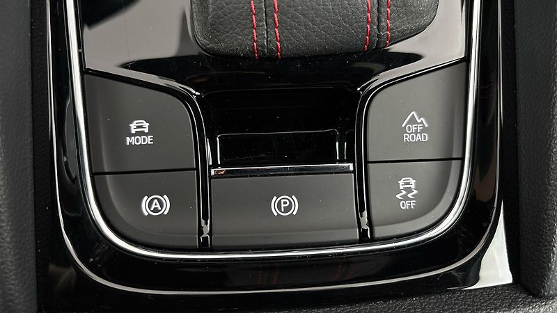 Škoda Kodiaq 2.0 TSI DSG 4x4 RS - fotka 28 z 36