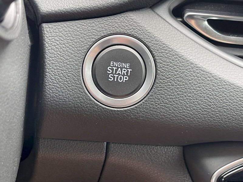 Hyundai i30 (2025) 1.5 T-GDI 103 kW MHEV Style DC - fotka 12 z 35