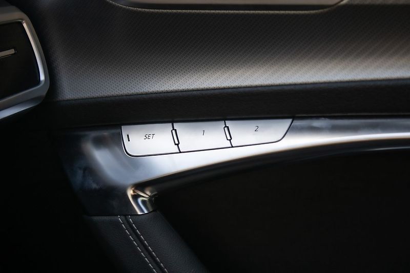 Audi A7 S-Line 50TFSIe 220kW - fotka 32 z 35