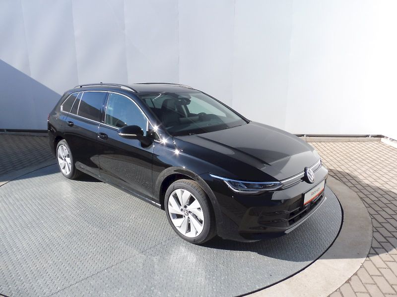 Volkswagen Golf Variant (2026) People 1,5 TSI 85kW - fotka 26 z 26