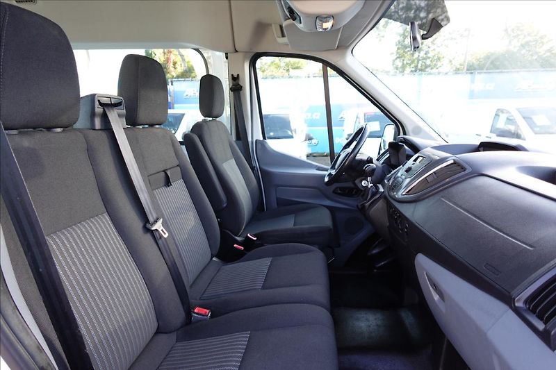 Ford Transit 2,2 TDCI  L3H2 9 MÍST BUS KLIM - fotka 14 z 31
