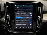 Volvo XC40 B3 CORE AUT CZ 1.maj - náhled 32