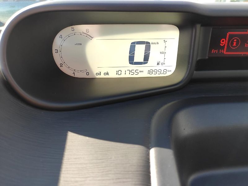 Citroën C3 Picasso (2016) 1.4i 95k MAN5 první majitel - fotka 13 z 24