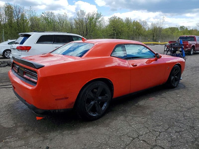 Dodge Challenger (2016) R - fotka 4 z 11