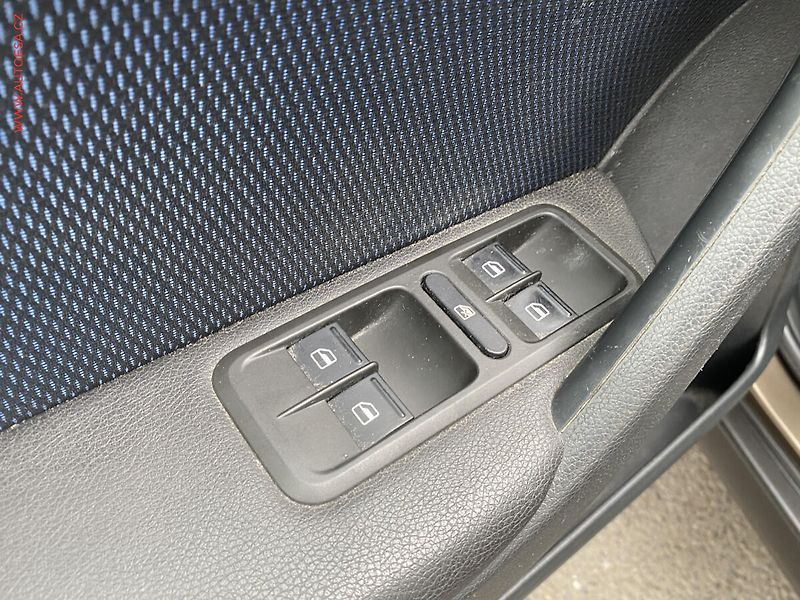 Škoda Yeti (2013) 1.4 TSi, Ambition, TZ, park - fotka 13 z 15