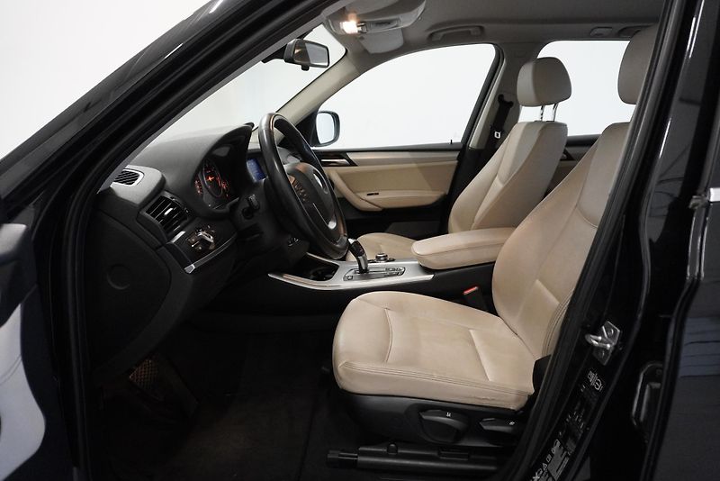 BMW X3 3,0 XDRIVE30D AUTOMAT - fotka 11 z 27