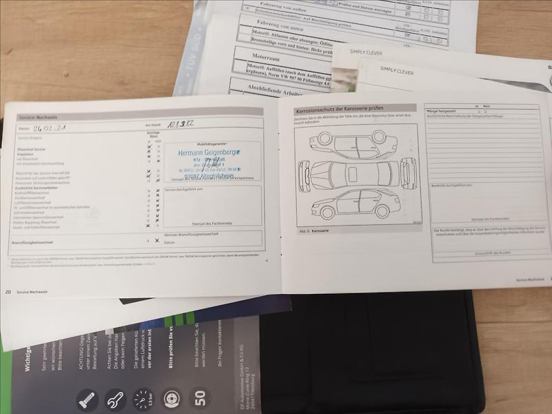 Škoda Octavia 2,0 TDI,RS,NAVIGACE,KLIMA,AUT. - fotka 43 z 49