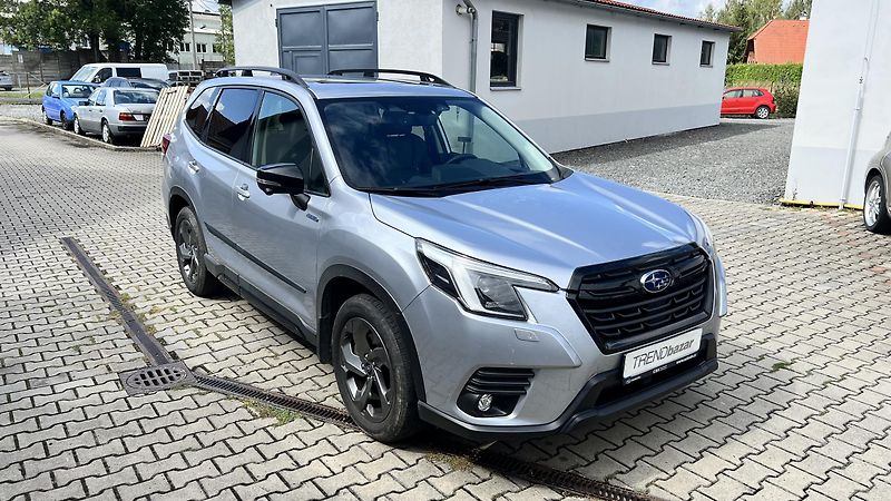 Subaru Forester 2.0 E-BOXER EXECUTIVE - fotka 3 z 14