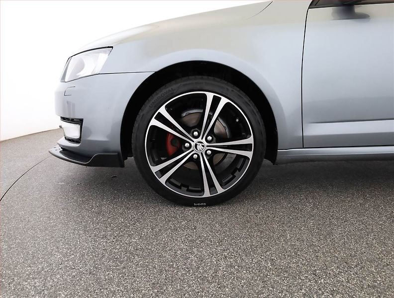 Škoda Octavia (2013) 1.2 TSI, Tempomat - fotka 13 z 13