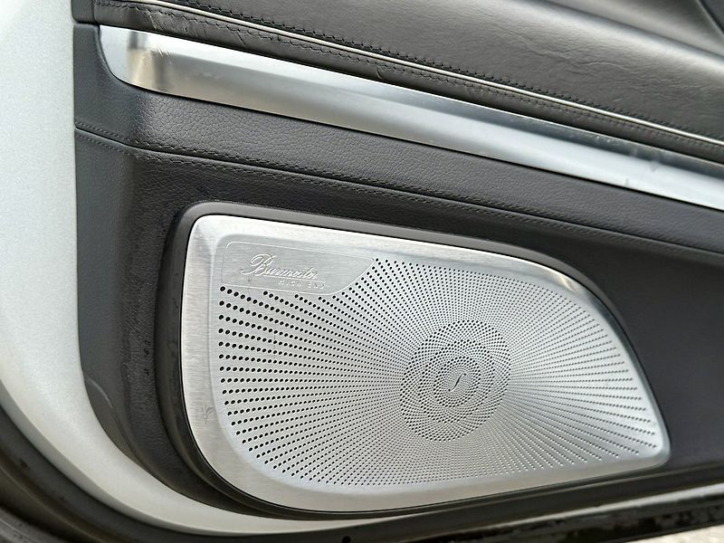 Mercedes-Benz Třídy S (2015) 500 4MATIC kupé - fotka 16 z 51