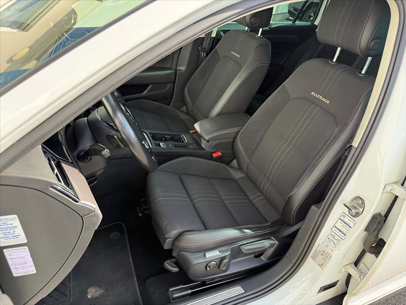 Volkswagen Passat 2,0 Alltrack, 4x4 - fotka 9 z 24