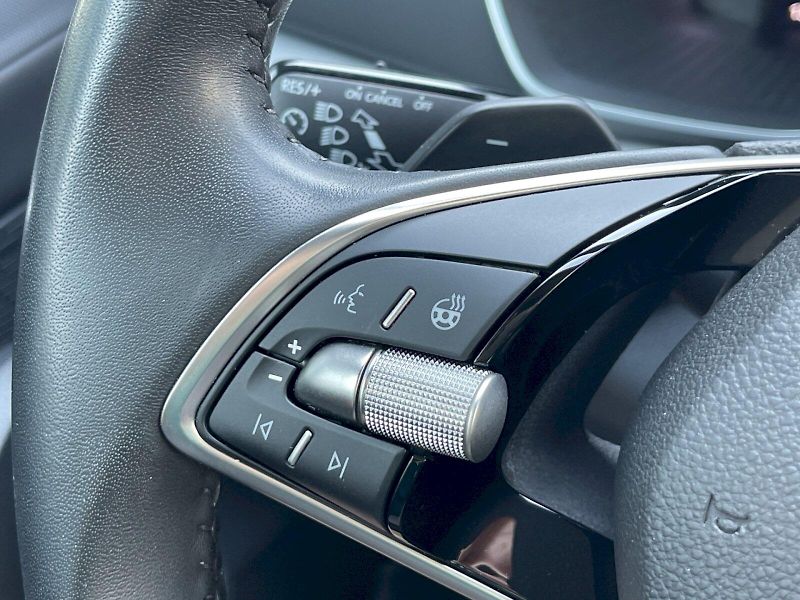 Škoda Octavia (2024) 1.5 TSI 110kW MHEV DSG Selecti - fotka 8 z 32