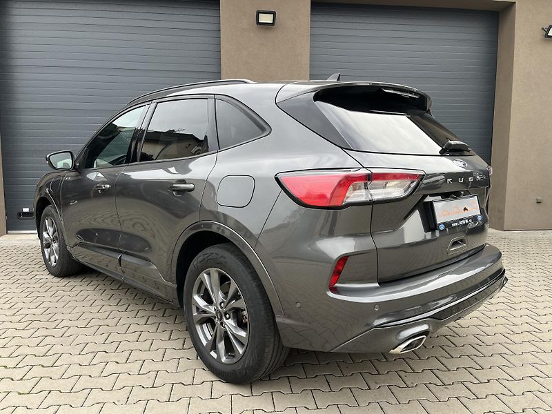 Ford Kuga (2023) 2.5 Plug-in Hybrid, ST-Line  - fotka 8 z 44
