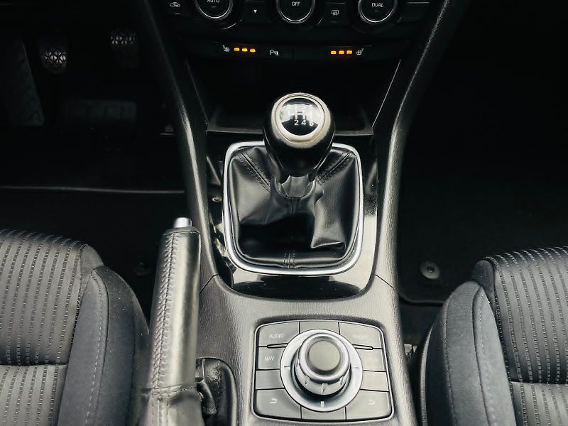 Mazda 6 2.0i MANUÁL VÝHŘEV SERVISKA  - fotka 41 z 49