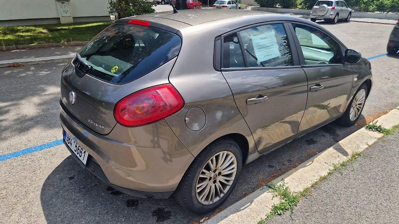 Fiat Bravo (2011) Fiat BRAVO 1.4 16V Turbo 120k  - fotka 5 z 13