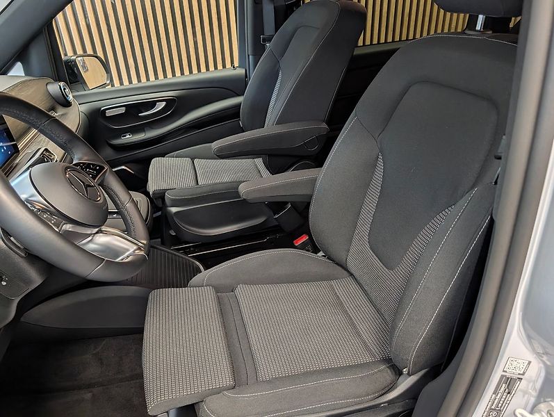Mercedes-Benz Třídy V 4M STYLE PLUS BURM AIRMATIC - fotka 12 z 39